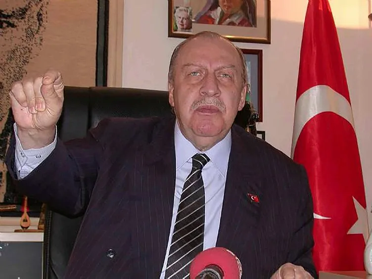 Çalışma eski Bakanı Yaşar Okuyan hayatını kaybetti