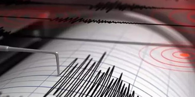 Antalya'da korkutan  deprem
