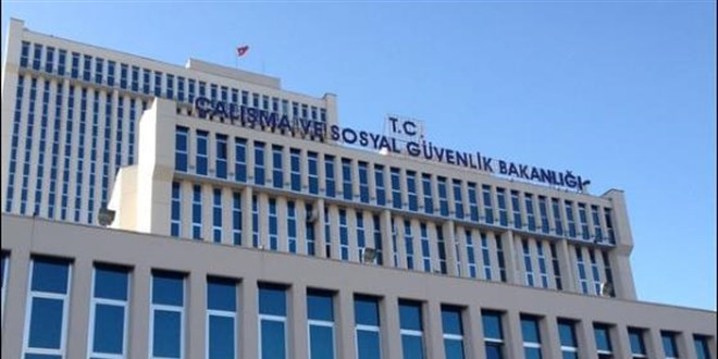 Bakanlıktan 'emekli aylıklarında yeni intibak düzenlemesi' haberine yalanlama.