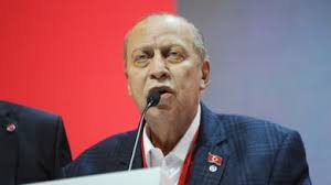 Eski Bakan Yaşar Okuyan hayatını kaybetti