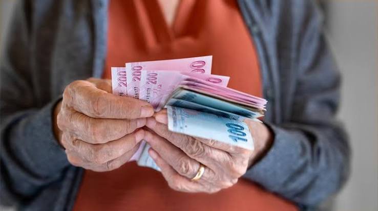 SSK ve Bağ-Kur emeklisinin 2 aylık zammı belli oldu!