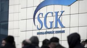 Boşandıktan sonra eşi ile birlikte yaşayan 2 bin 404 kişinin yetim maaşı kesildi!