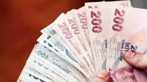 Çalışan emeklinin maaşı kesilir mi?
