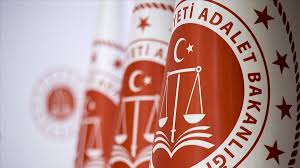 Erdoğan Adalet Bakanlığı'na 20 bin yeni personel alınacağını duyurdu