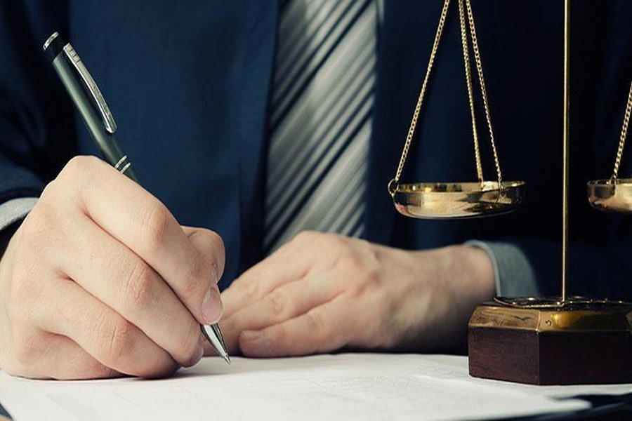 Mahkemenin işe iade kararına rağmen işçi işe başlamak için başvurmazsa sonuç ne olur?