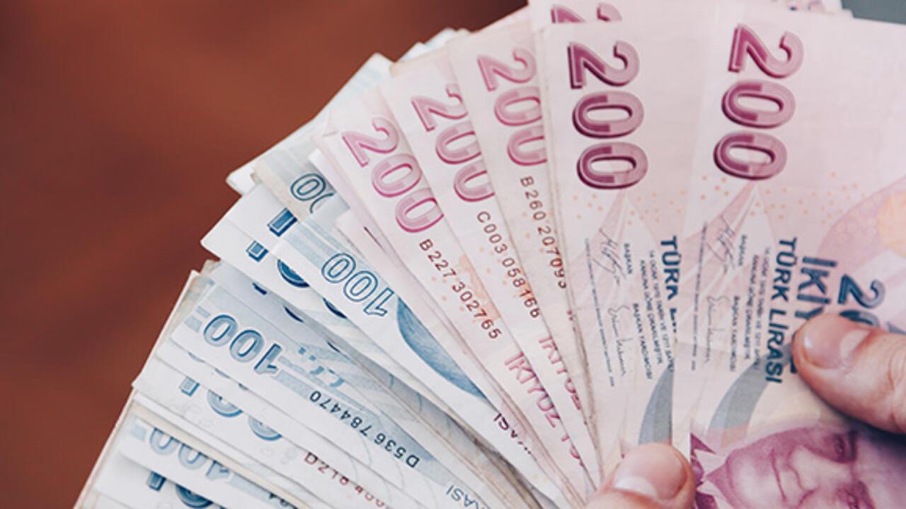 En düşük emekli maaşı için masadaki iki  senaryo