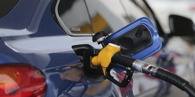 Benzine bir zam daha bekleniyor.
