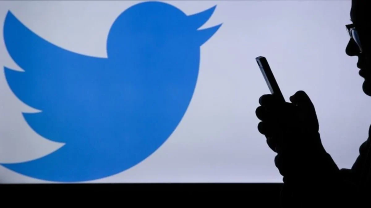 Twitter paylaşımları işinizden edebilir!